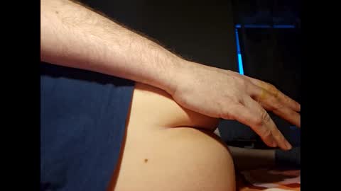 garbis11 online show from December 16, 2025, 3:39 pm