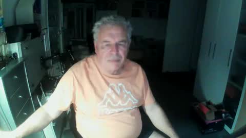 gargamil online show from October 7, 2025, 2:25 pm