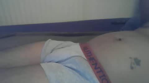 Snapshot of garicadiego chatting on April 2, 2026, 10:18 pm garicadiego online show from April 2, 2026, 10:18 pm