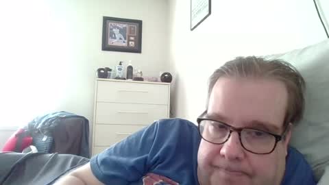 Snapshot of garyg930 chatting on June 21, 2026, 7:49 pm Gary online show from June 21, 2026, 7:49 pm