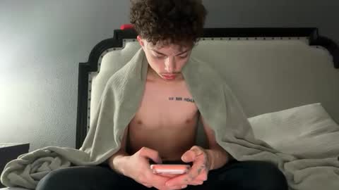 Snapshot of gayboyhtx chatting on March 10, 2026, 12:48 am Jose online show from March 10, 2026, 12:48 am