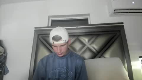 Snapshot of gayndepressed chatting on November 1, 2025, 2:57 am Trace online show from November 1, 2025, 2:57 am