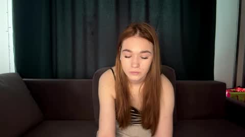 Snapshot of gaynelljacobsen chatting on May 10, 2026, 6:18 am Lana online show from May 10, 2026, 6:18 am