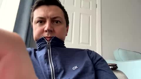 Snapshot of gaz101993 chatting on November 7, 2025, 10:26 am GazP online show from November 7, 2025, 10:26 am