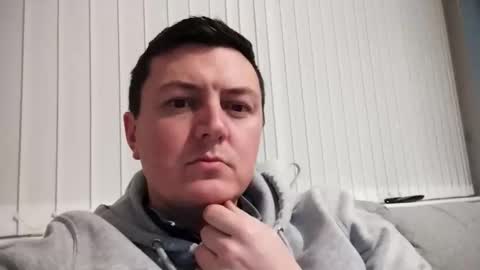 Snapshot of gaz101993 chatting on November 20, 2025, 10:31 pm GazP online show from November 20, 2025, 10:31 pm