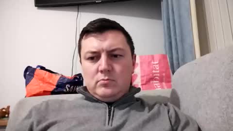 Snapshot of gaz101993 chatting on November 23, 2025, 9:14 pm GazP online show from November 23, 2025, 9:14 pm