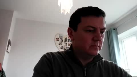 Snapshot of gaz101993 chatting on November 27, 2025, 1:02 pm GazP online show from November 27, 2025, 1:02 pm