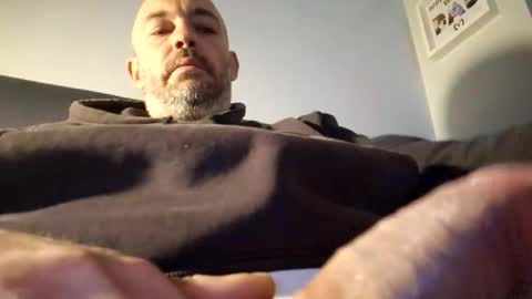 Snapshot of gazg1984 chatting on May 18, 2026, 10:48 pm gazg1984 online show from May 18, 2026, 10:48 pm