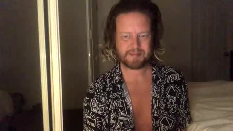 gcsurfer81 online show from October 27, 2025, 9:02 am