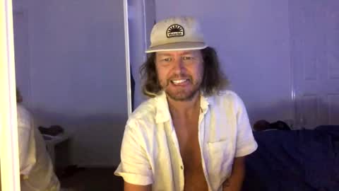 gcsurfer81 online show from February 9, 2026, 8:51 am