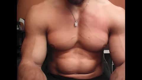 Gecko946915 online show from January 14, 2026, 2:01 pm