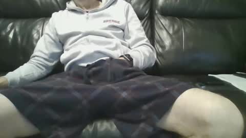 geeezer64 online show from November 18, 2025, 12:49 am