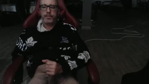 geequality99 online show from November 11, 2025, 2:33 am