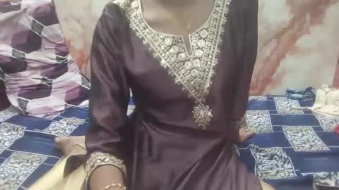 Snapshot of gejalaskshmi chatting on May 25, 2026, 6:03 pm gejalaskshmi online show from May 25, 2026, 6:03 pm