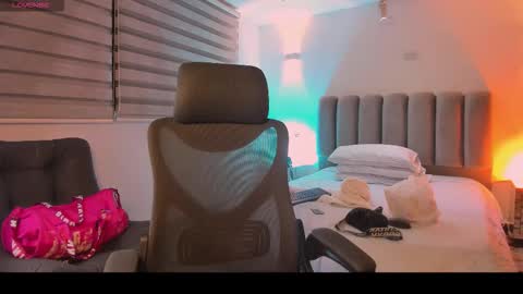 Gemma online show from November 10, 2025, 4:11 am