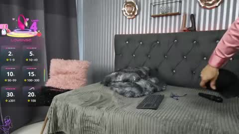 Snapshot of geminis_milf chatting on June 4, 2026, 7:09 pm geminis_milf online show from June 4, 2026, 7:09 pm
