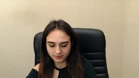 Gemma online show from December 20, 2024, 7:44 am