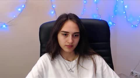 Gemma online show from March 10, 2025, 6:27 am