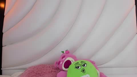 gemmafosterr online show from December 15, 2024, 6:26 pm