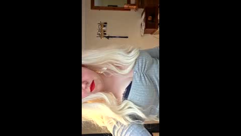 gemmaquinzel online show from November 26, 2025, 2:29 pm