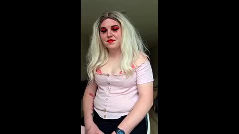 Snapshot of gemmaquinzel chatting on May 12, 2026, 11:18 am gemmaquinzel online show from May 12, 2026, 11:18 am