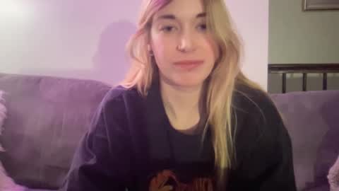 gemmyrosee online show from January 25, 2025, 1:30 pm