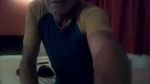 Lenzy LaCanada online show from November 23, 2025, 2:22 am