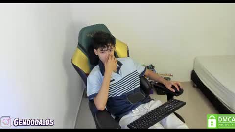 Snapshot of gendo_05 chatting on July 14, 2026, 2:16 am GENDO online show from July 14, 2026, 2:16 am