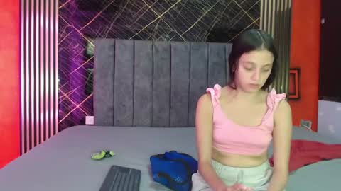 Snapshot of gendy_lovers chatting on June 25, 2026, 2:43 pm gendy_lovers online show from June 25, 2026, 2:43 pm