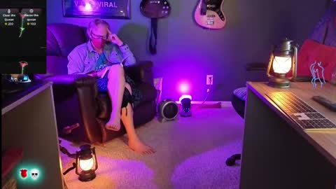 Snapshot of generalbliss chatting on April 17, 2026, 3:53 am generalbliss online show from April 17, 2026, 3:53 am