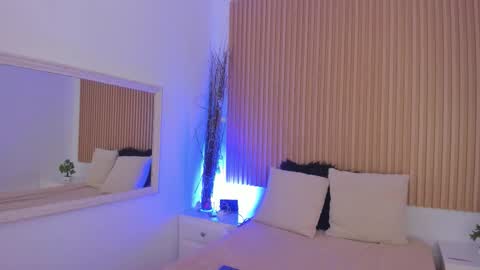     online show from February 23, 2026, 12:24 pm