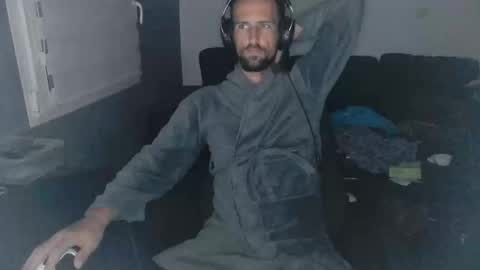 Edouard online show from November 2, 2025, 9:50 pm