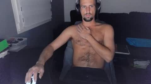 Edouard online show from November 18, 2025, 11:15 pm