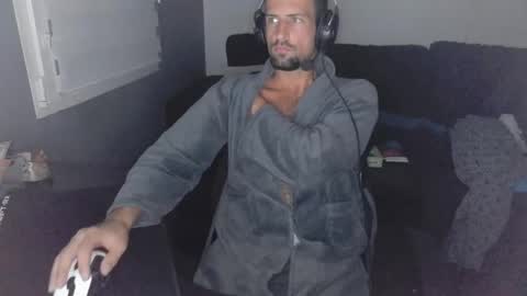 Edouard online show from November 21, 2025, 10:19 pm