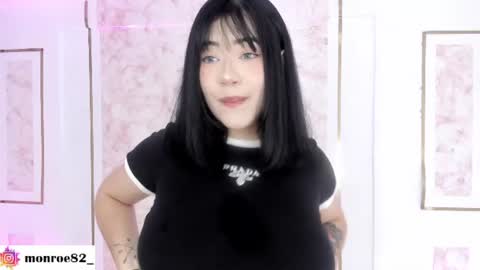 Snapshot of gennesis_love chatting on August 1, 2026, 4:23 am Sofia online show from August 1, 2026, 4:23 am