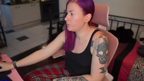 Genny Rock   and  online show from February 16, 2025, 9:59 pm