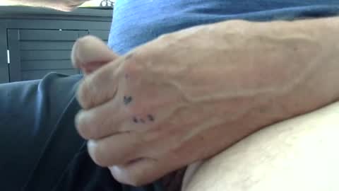 Snapshot of gent063 chatting on July 13, 2026, 5:16 pm gent063 online show from July 13, 2026, 5:16 pm