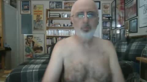 Snapshot of gentcallr chatting on May 15, 2026, 8:27 pm Steve online show from May 15, 2026, 8:27 pm