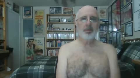 Snapshot of gentcallr chatting on May 22, 2026, 8:47 pm Steve online show from May 22, 2026, 8:47 pm