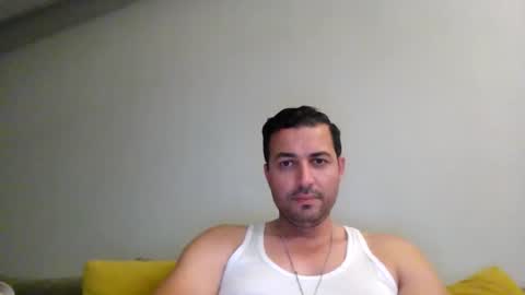 Snapshot of genteldevil chatting on April 25, 2026, 7:22 pm genteldevil online show from April 25, 2026, 7:22 pm