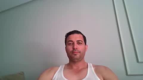 Snapshot of genteldevil chatting on April 30, 2026, 1:17 pm genteldevil online show from April 30, 2026, 1:17 pm