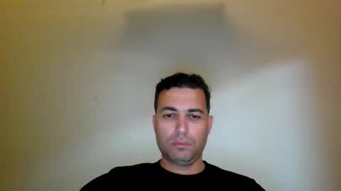 Snapshot of genteldevil chatting on May 10, 2026, 1:44 am genteldevil online show from May 10, 2026, 1:44 am