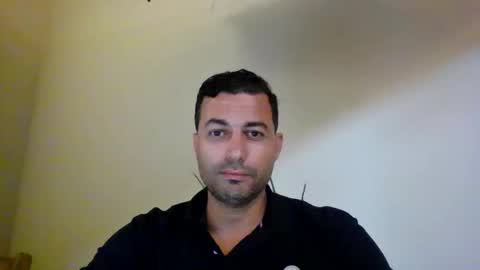 Snapshot of genteldevil chatting on May 15, 2026, 9:33 pm genteldevil online show from May 15, 2026, 9:33 pm