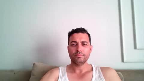 Snapshot of genteldevil chatting on May 16, 2026, 1:54 pm genteldevil online show from May 16, 2026, 1:54 pm