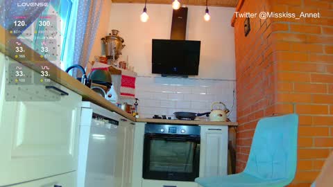 Anna online show from January 14, 2025, 11:31 am