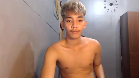 Snapshot of gentlemanlustx chatting on June 10, 2026, 11:09 am Rayl online show from June 10, 2026, 11:09 am