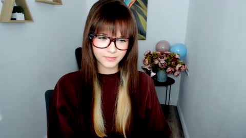 Snapshot of gentltease chatting on May 27, 2026, 3:36 am Alice online show from May 27, 2026, 3:36 am