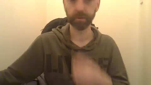 Snapshot of geon2xx chatting on January 7, 2025, 6:27 am Geon online show from January 7, 2025, 6:27 am