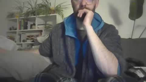 Geon online show from November 2, 2025, 2:36 am