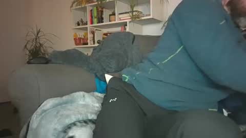 Geon online show from December 1, 2025, 4:12 pm